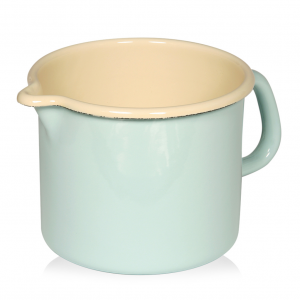 Pastellgrüne Tasse aus Emaille mit Henkel, innen beige